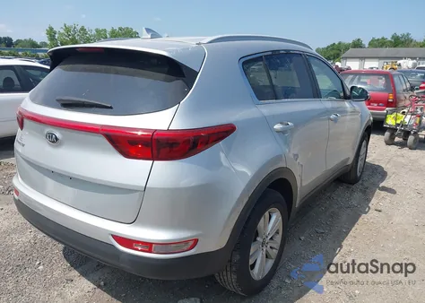 2018 Kia Sportage Lx z USA, uszkodzony, nr VIN KNDPMCAC1J7446566